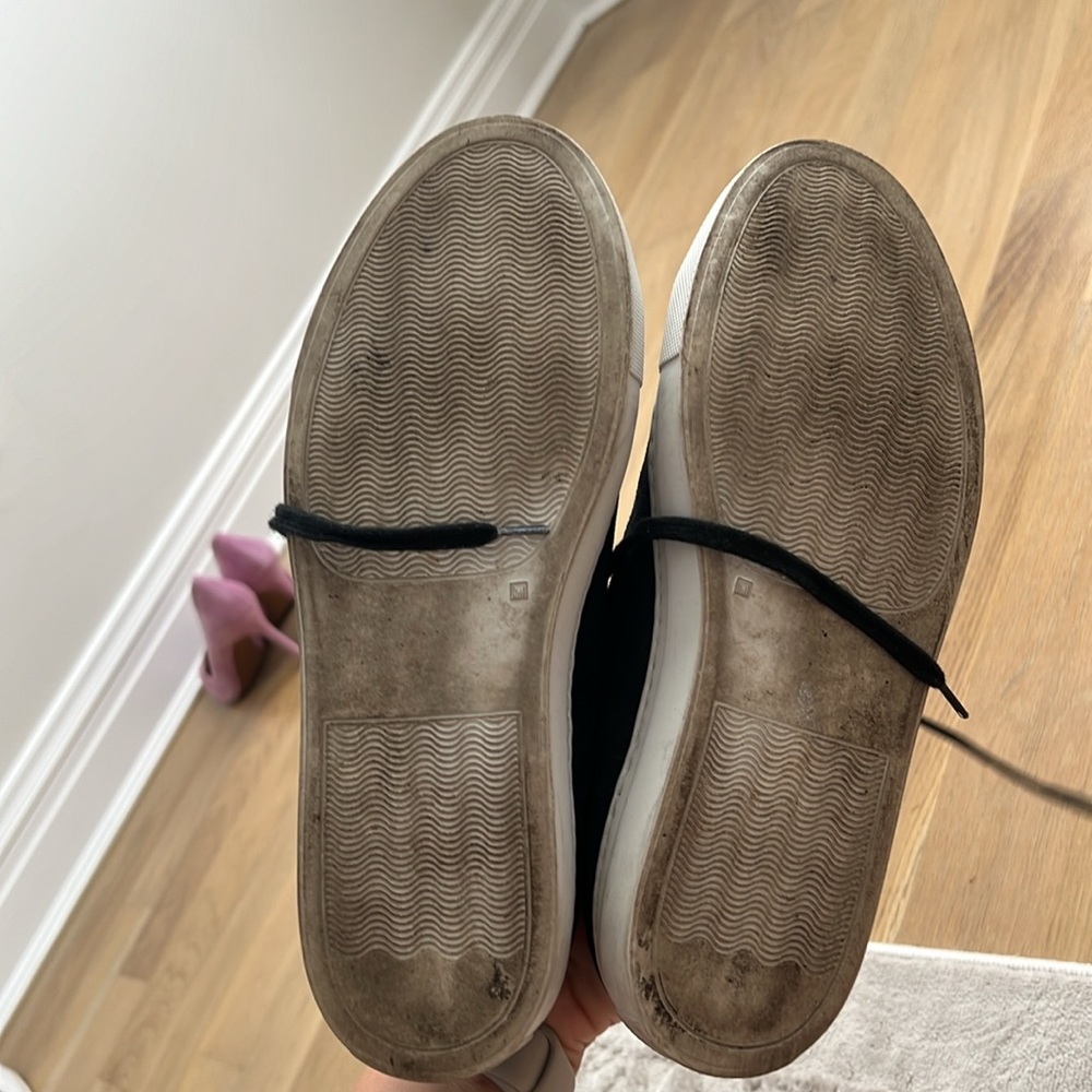 Common Projects - Picture 3 of 4